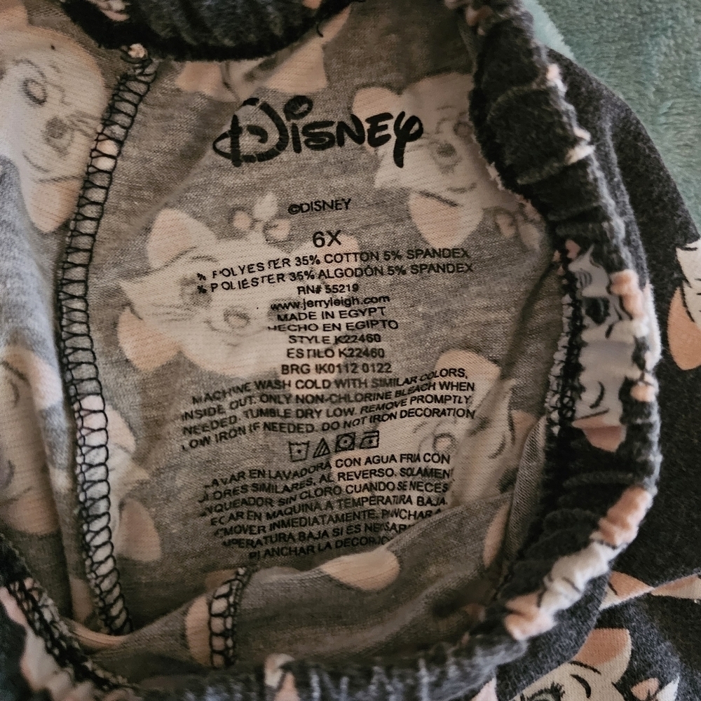 Disney Gray and Black Cat Print Kids Pajama Set - Picture 8 of 8